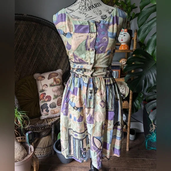Vintage 100% Silk Geometric Pattern Dress Size L - Picture 1 of 10